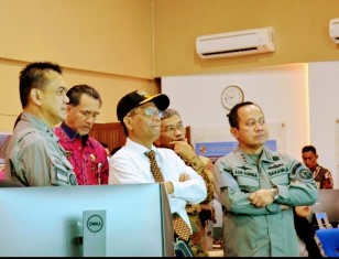 Kunjungi Puskodal Bakamla, Menko Polhukam Maksimalkan Omnibus Law Keamanan Laut