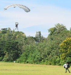 Asah Kemampuan, Brigif Para Raider 18 Gelar Latihan Terjun Bebas Militer