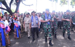 Panglima TNI: TNI-Polri Bantu Pemerintah Wujudkan Masyarakat Sehat