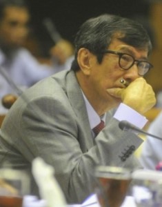 DPR Minta Menkumham Deportasi TKA Cina Ilegal: Jangan Takut Luhut