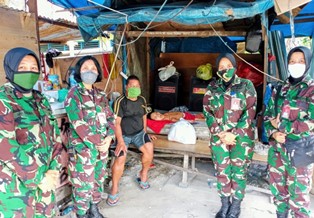 Memperingati Hari Kartini, Srikandi Lanud Rsn Turut Berbagi Di Tengah Pandemi Korona Virus (Covid-19)