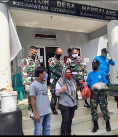 Peduli Dampak Covid-19, PMPP�TNI Salurkan�Bansos   �