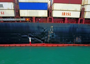 BakamlA RI Terjunkan KN Laut 406, Bantu Kapal Tanker Berbendera Iran Kandas