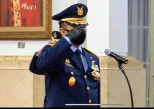 Presiden Lantik Kasal dan Kasau Disaksikan Panglima TNI