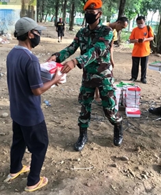 Cegah Covid-19, Kamla Zona Maritim Timur Rutin Lakukan Penyemprotan Disinfektan