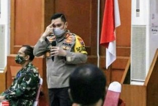 Marah Kapolda Jatim Usir Kapolsek di Surabaya