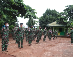 Personel�Satgas Kostrad Rayakan Lebaran Sederhana di Papua di Tengah Covid-19