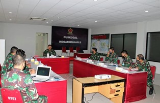 Prajurit Kogabwilhan II Sambut 