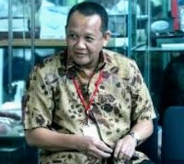 Akhirnya, KPK Berhasil Tangkap Mantan Sekjen MA Bersama Menantunya