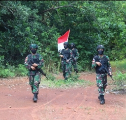 Prajurit Yonif�411 Kostrad�Gelar�Patroli Memastikan Kondisi Aman di Tengah Covid-19