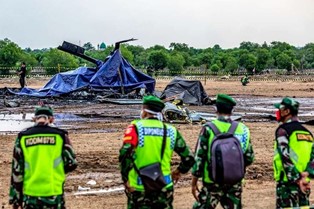 Helikopter TNI AD Jatuh dan Terbakar, 4 Prajurit Meninggal dan Lima Prajurit Luka-luka