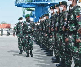 Danrem Pimpin Upacara Pelepasan Satgas Pamtas RI-PNG di Merauke�