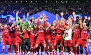 Liverpool Juara Liga Inggris Berkat Chelsea Tumbangkan Manchester City