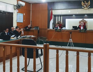 Saksi Sebut Diterima Rp4.2 M, Amril Mukminin Akui Terima Rp1 Miliar