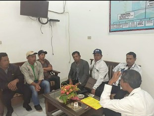 Sumber Air dan Desa Percontohan, Akses Jalan Desa Simataniari Diatas Gundukan Batu