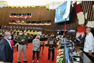 Ketua DPR Tinjau Kesiapan Ruang Pidato Kenegaraan Presiden
