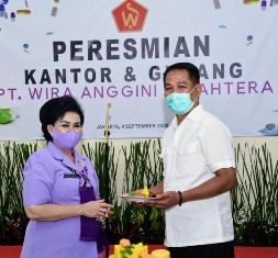 Ketum Yayasan Tunas Muda IKKT Resmikan Kantor dan Gudang PT. W�S