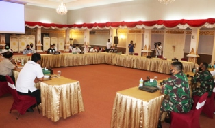 Danlanud Rsn Hadiri Rapat Pembukaan Jalur Penerbangan Internasional Pekanbaru-Singapura