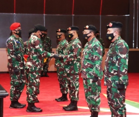 Panglima TNI Pimpin Sertijab Dankodiklat, Koorsahli dan Kapuspen TNI