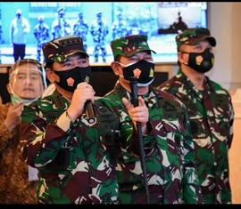 Panglima TNI Tinjau Gladi Bersih Jelang HUT Ke-75 TNI di Istana Negara