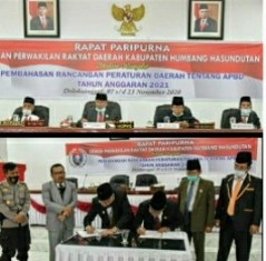 DPRD Gelar Rapat Paripurna Pengesahan Perda APBD Humbahas Tahun Anggaran 2021