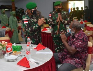 Danrem Brigjen TNI Bangun Nawoko Pimpin Acara Tradisi Korps dan�Sertijab Dandim