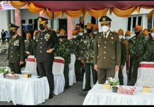 Kapolres Humbahas Hadiri Upacara Peringatan Hari Pahlawan ke-76
