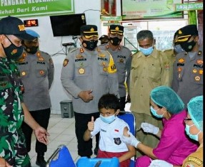 Kunker ke Polsek Parlilitan, Kapolres Cek Giat Vaksin Anak Usia 6 - 11 Tahun.
