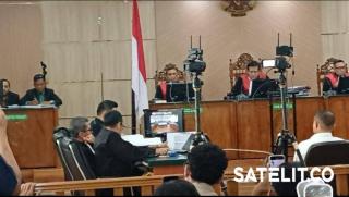Terbukti Korupsi, Gubri Non Aktif Abdul Wahid Dituntut 8.6 Tahun Dipenjara
